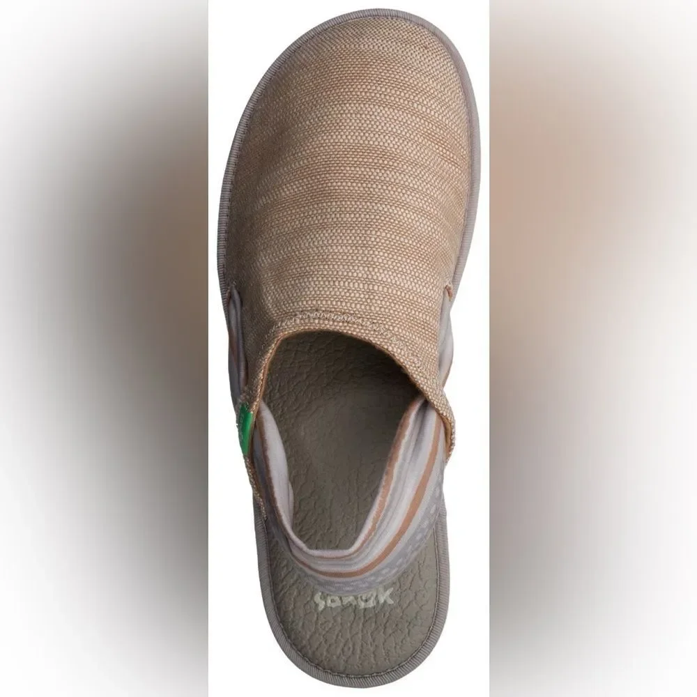 NEW Sanuk Yoga Sling Cruz Prints Flat Slingback Sandals in Tan